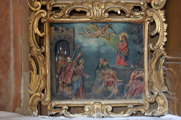 Jesus prays while the disciples sleep