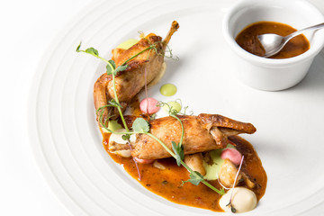 Fried quail with sauce