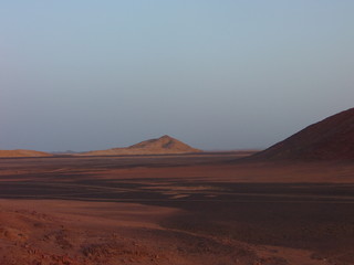 Fototapeta na wymiar Evening Sahara desert