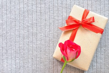 gift box and rose flower