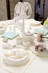 Served table showcase