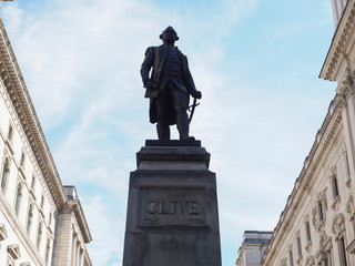 Fototapeta premium Clive of India statue in London