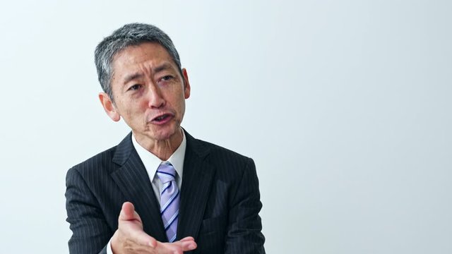 インタビュー　中高年男性