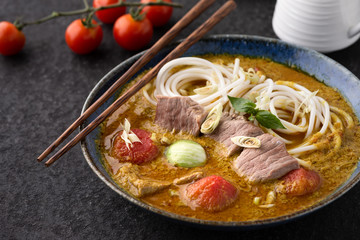 space noodle with green curry 
