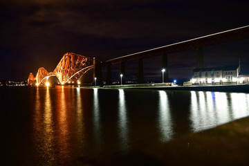 Fototapeta na wymiar Forth Bridge at night