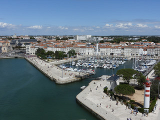 Fototapeta na wymiar la rochelle vue aérienne du vieux port