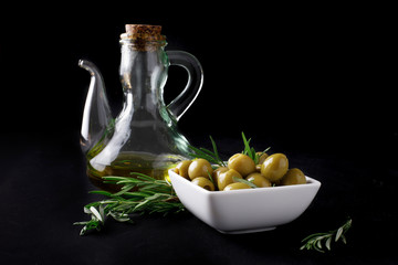 Spanish olives with leaves