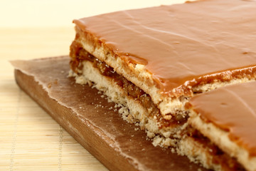 Caramel Toffee Cake