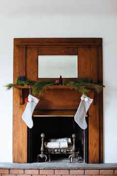 christmas stockings on fireplace mantle