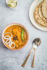 Muglai Lababdar Chicken - an Indian Chicken Curry