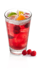 cocktail de frutas sobre fondo blanco. fruit cocktail on white background
