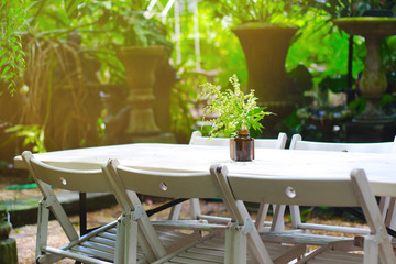 Working in a coffee shop. Laptops were paired with tea, flowers, vases and cakes.Working in a cafe allowing us to enjoy the environment well.