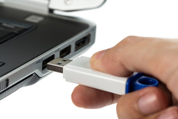USB flash drive connect to computer
