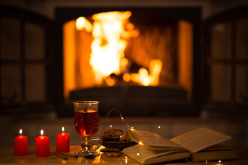  Kamin gemütlichen Abend am Kamin mit Glühwein und Keksen