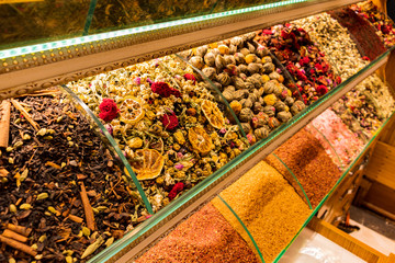 various types of tea on display in Spice Bazaar i Istanbul, Turkey