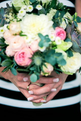 Hochzeit Blumenstrauß Rosen Trauung