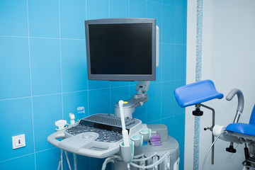 ultrasound machine in the gynecologist&rsquo;s office