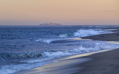 Coucher de soleil sur la plage de Longue-Pointe-de-Mingan, québec