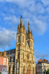 Fototapeta na wymiar Eglise Saint Bruno de Voiron