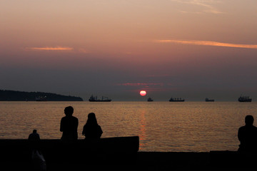 Fototapeta na wymiar English Bay Sunset