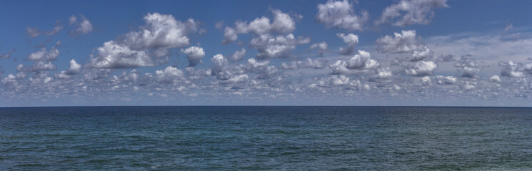 Fototapeta na wymiar Sea and Clouds Panorama
