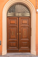 Double Arch Door
