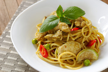 Spaghetti chicken with Green Curry Sauce , Thai Food (Spaghetti Khiao Waan Gai)