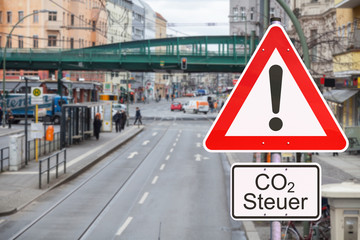 CO2 Steuer - Verkehrsschild - Innenstadt