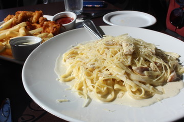 Chicken cream pasta