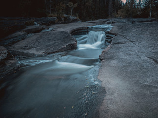 Wodospady w Kanada koło Lier w gminie Buskerud w Norwegii