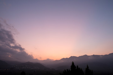 Obraz premium Mountain landscape at dusk