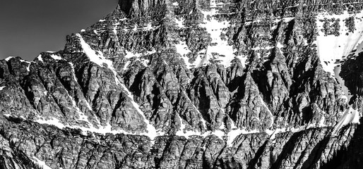 Naklejka premium Detail on Mt Oberlin Black and White
