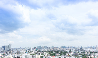 Obraz premium Bangkok, THAILAND, 4 August 2018: Bangkok cityscape, buildings against vast blue sky background.