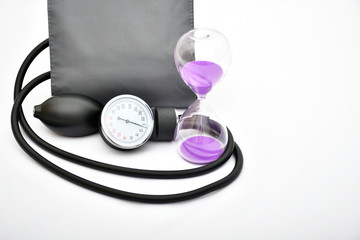 Tensiómetro esfingomanómetro con reloj de arena