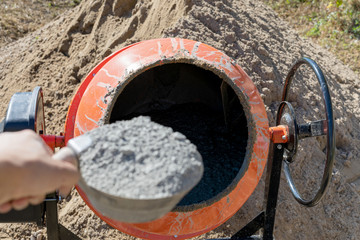 Electric cement mixer