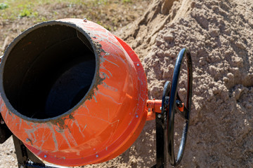 Electric cement mixer