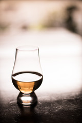 Obraz premium Glencairn whisky glass