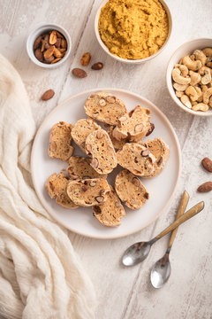 ap&eacute;ritif biscuits croquants et noix de cajou