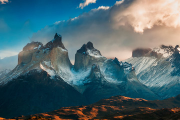 Dramatic dawn in Torres del Paine, Chile - obrazy, fototapety, plakaty