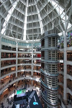 KUALA LUMPUR, MALAYSIA - MARCH 28, 2008: People Visit Suria KLCC Shopping Mall In Kuala Lumpur. Suria KLCC Is Considered Ultimate Luxury Shopping Destination In Malaysia.