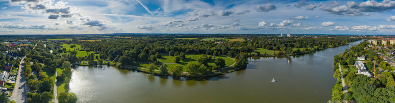 Blick von oben auf den Aasee in M&uuml;nster/Deutschland