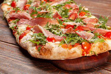 Pizza with bacon in Roman style