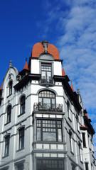 Brüssel: Schöne Altbau-Fassade, Eckhaus