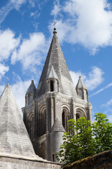 Fototapeta na wymiar Le clocher de l'église de Loches