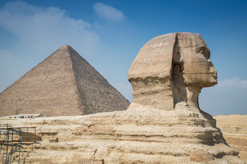 The Great sphinx and The Great pyramid at the Giza Plateau, Giza gopvernorate, Egypt. 