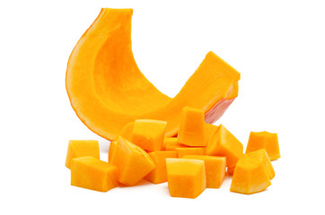 K&uuml;rbis in W&uuml;rfel geschnitten