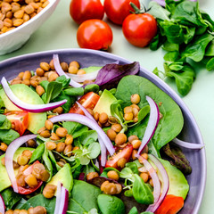 Healthy Avocado and Lentil Salad