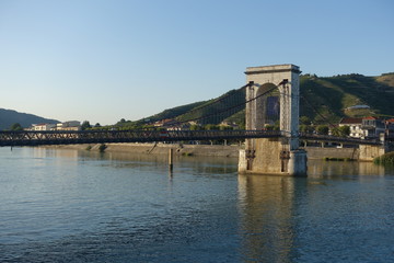 Obraz premium Le pont de Tain-l'Hermitage