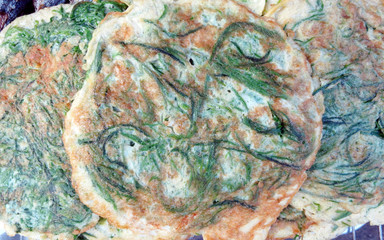 Obraz na płótnie Canvas Flied Eggs with vegetable 