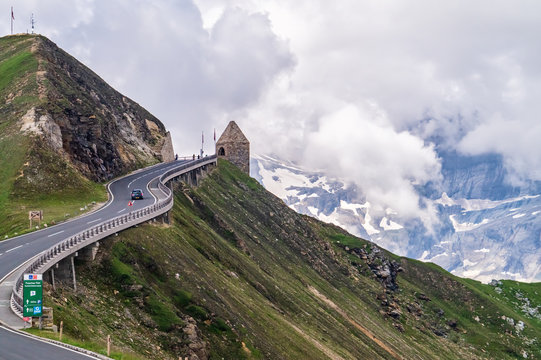 Mountain pass Fuscher Torl, Austrian Alps